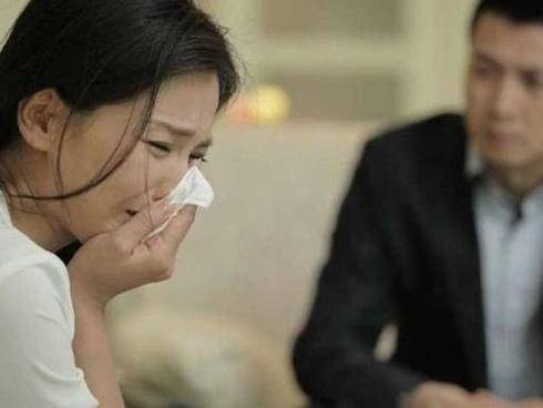 Giữa đám hỏi mẹ anh thốt lên câu này rồi xỉu, tôi run sợ biết sự tình phía sau