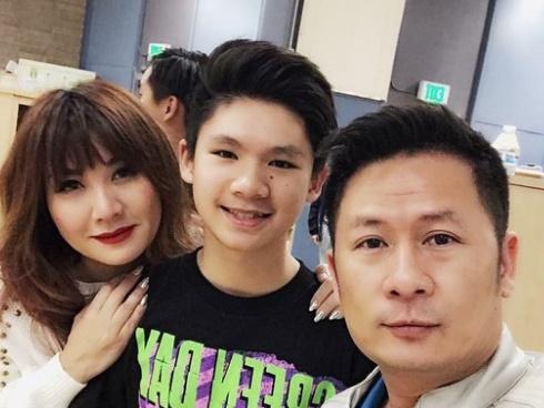 Cậu cả nhà Bằng Kiều đúng chuẩn 'con người ta': 18 tuổi mới dám yêu vì nghe lời mẹ dặn