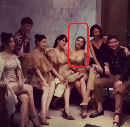 Kỳ Duyên diện đầm chật ních khiến vòng 1 khủng như muốn sổ lồng-6