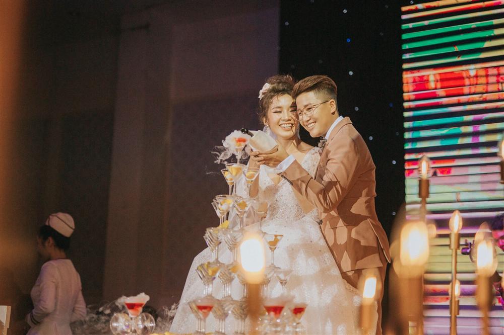 Đạo diễn nổi tiếng thu hút chú ý khi chia sẻ về cuộc sống hôn nhân với bạn đời đồng giới-3