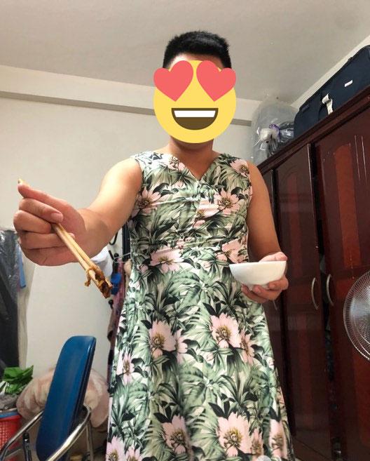 Bị vợ trách hờn cứ thử làm phụ nữ đi rồi  biết, thanh niên tung chiêu làm lành khiến vợ thét không ra tiếng-2