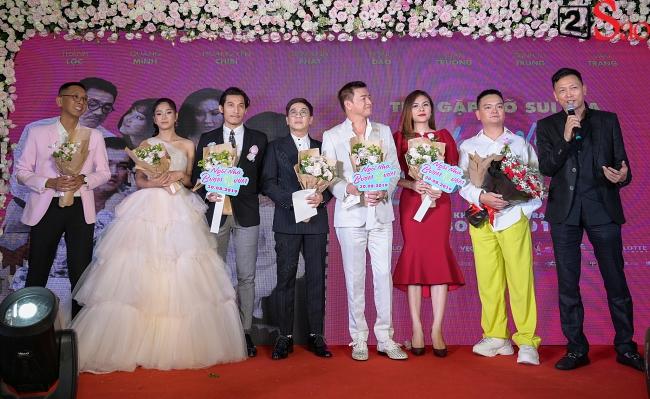 Tưởng Hồng Đào vắng mặt, ngờ đâu vẫn xuất hiện bên cạnh Quang Minh trong họp báo phim-1