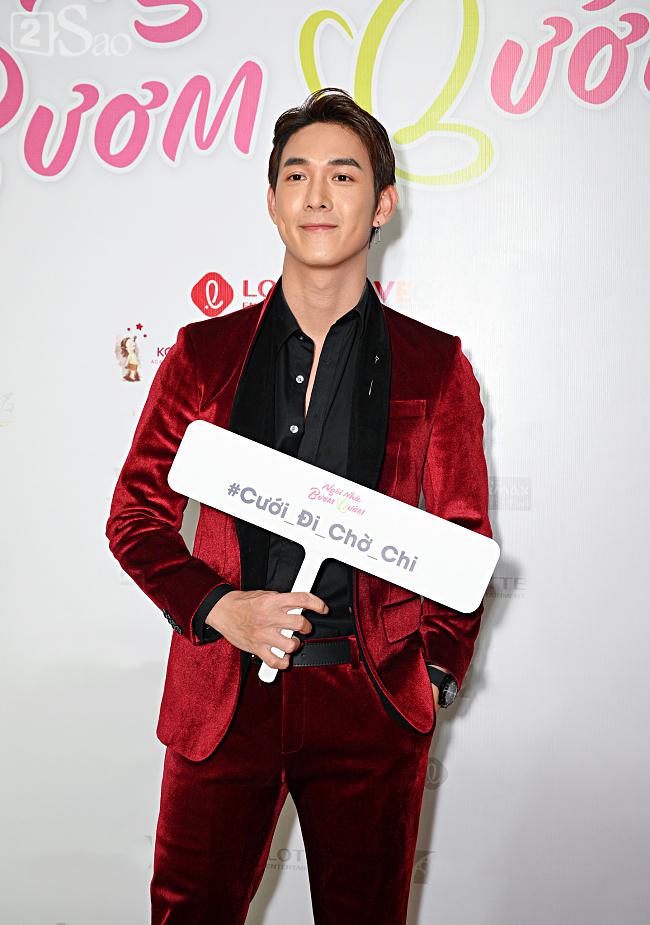 Tưởng Hồng Đào vắng mặt, ngờ đâu vẫn xuất hiện bên cạnh Quang Minh trong họp báo phim-10