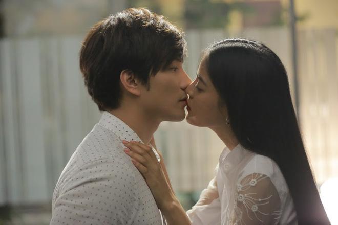 Tâm sự của cô gái trẻ dấn thân làm gái bao gây xôn xao dư luận-1