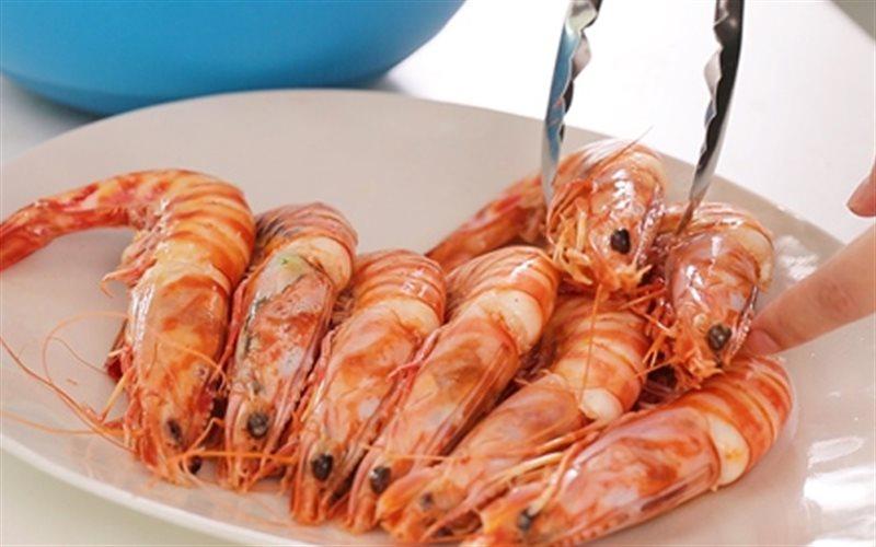 Những sai lầm cơ bản cần tránh khi chế biến các món tôm-1