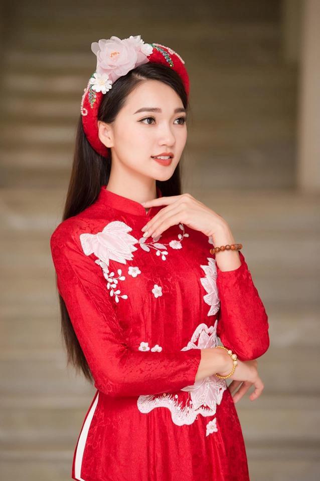 Dàn hotgirl xứ Nghệ: Bạn gái cầu thủ, MC, ca sĩ đủ cả-2