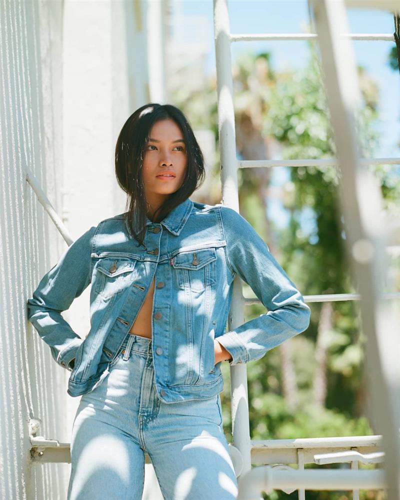 Bản tin Hoa hậu Hoàn vũ 23/8: HHen Niê đẹp hoàn hảo, lấn lướt luôn cả em trai của cô ấy-8