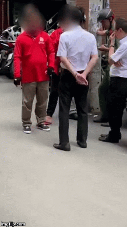 Bị phàn nàn vì con trai quên không trả 6k tiền cước, người mẹ ném cả điện thoại làm rách mặt bác xe ôm rồi thách gọi công an-2