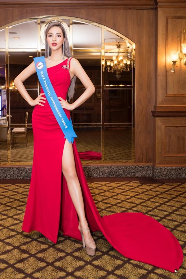 Thi sắc đẹp mãi không chán, Khả Trang tiếp tục đạt thành tích cao tại Hàn Quốc-1