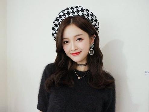 Tử vi Chủ Nhật ngày 25/8/2019 của 12 con giáp: Thân chểnh mảng công việc, Tuất ghen tuông gay gắt