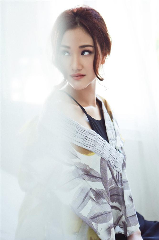 Mẹ ruột Bảo trong Về nhà đi con - Maya từng là nhân vật chính của cuộc đấu đá người thứ 3 kịch tính nhất showbiz Việt giờ lại có cuộc sống không ai ngờ tới-2