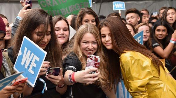 Selena Gomez - Nàng chẳng cần ra nhạc vẫn khiến khán giả yêu mến mình vì điều này-6