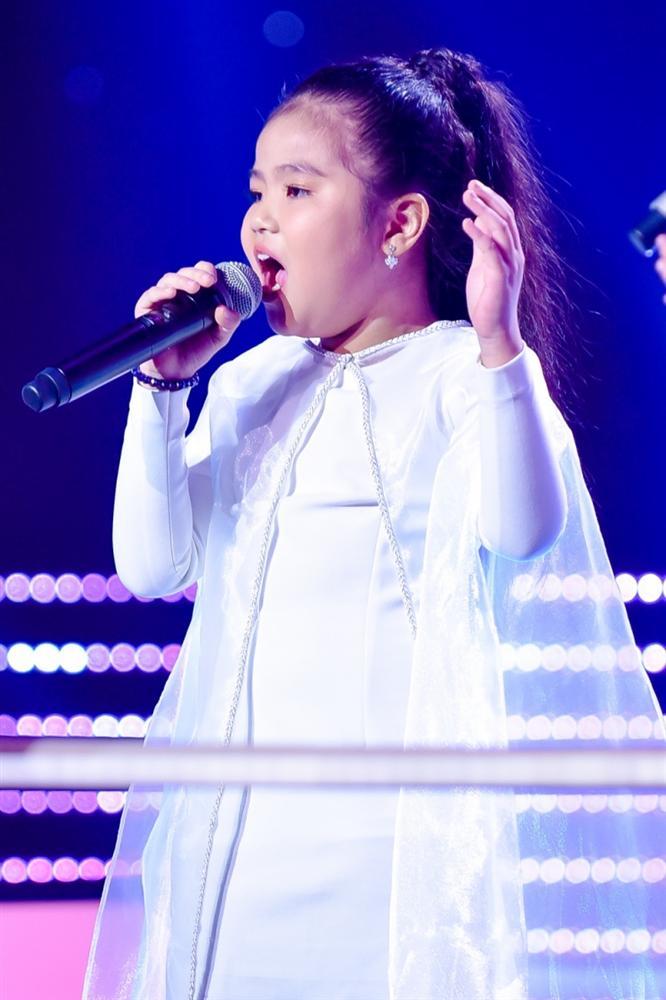 Chỉ với một quyết định, Phạm Quỳnh Anh khiến cả trường quay khóc như mưa-3