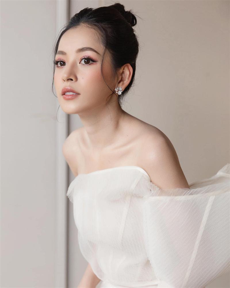 Vừa cà khịa cực mạnh Thúy Vi, fan phát hiện Midu còn có màn đọ nhan sắc cực gắt khi đụng hàng với Chi Pu-14