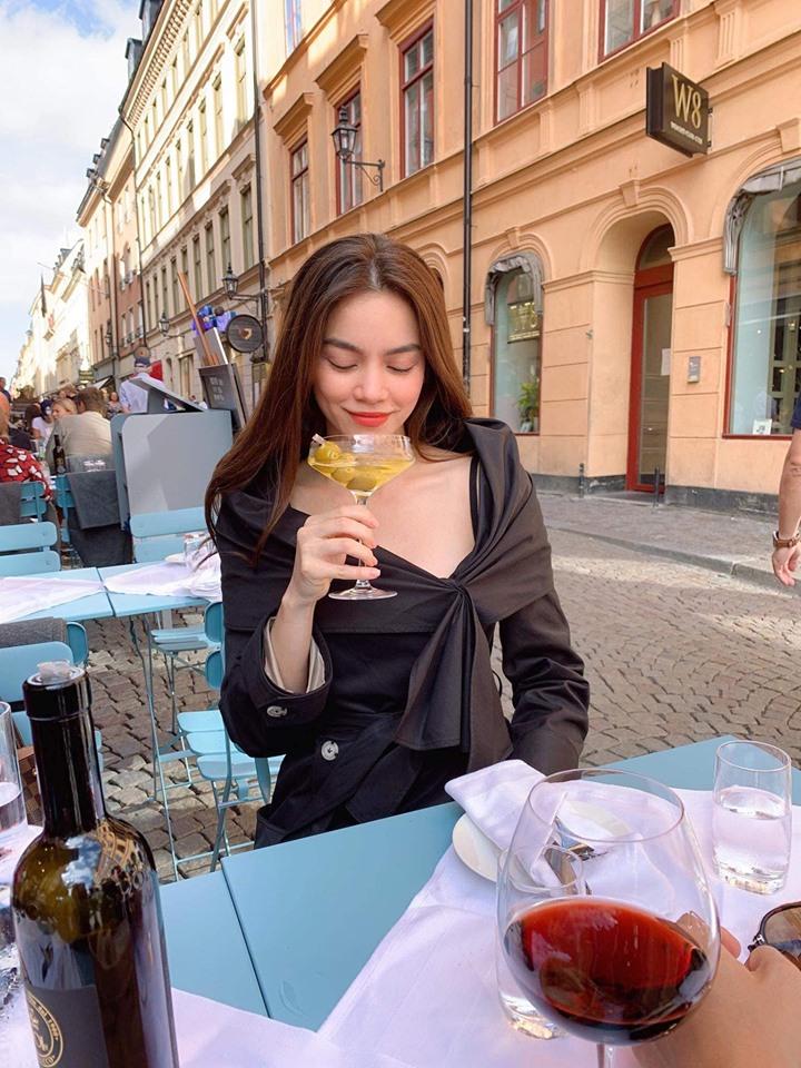 Kim Lý âu yếm Hồ Ngọc Hà tại Thụy Điển, fans chỉ mong nữ ca sĩ sớm trở thành dâu con trong nhà-3