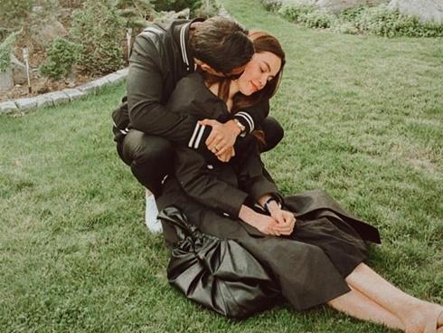 Kim Lý quá ngọt ngào khi biến sân bay thành thiên đường tình yêu với Hồ Ngọc Hà-13