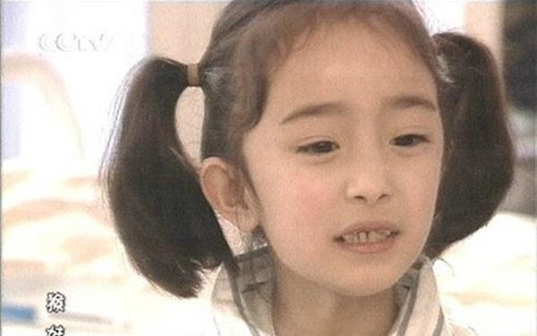 Quá khứ chưa kể của Dương Mịch: 6 tuổi nằm chung bệnh viện với anh trai Tôn Ngộ Không-1