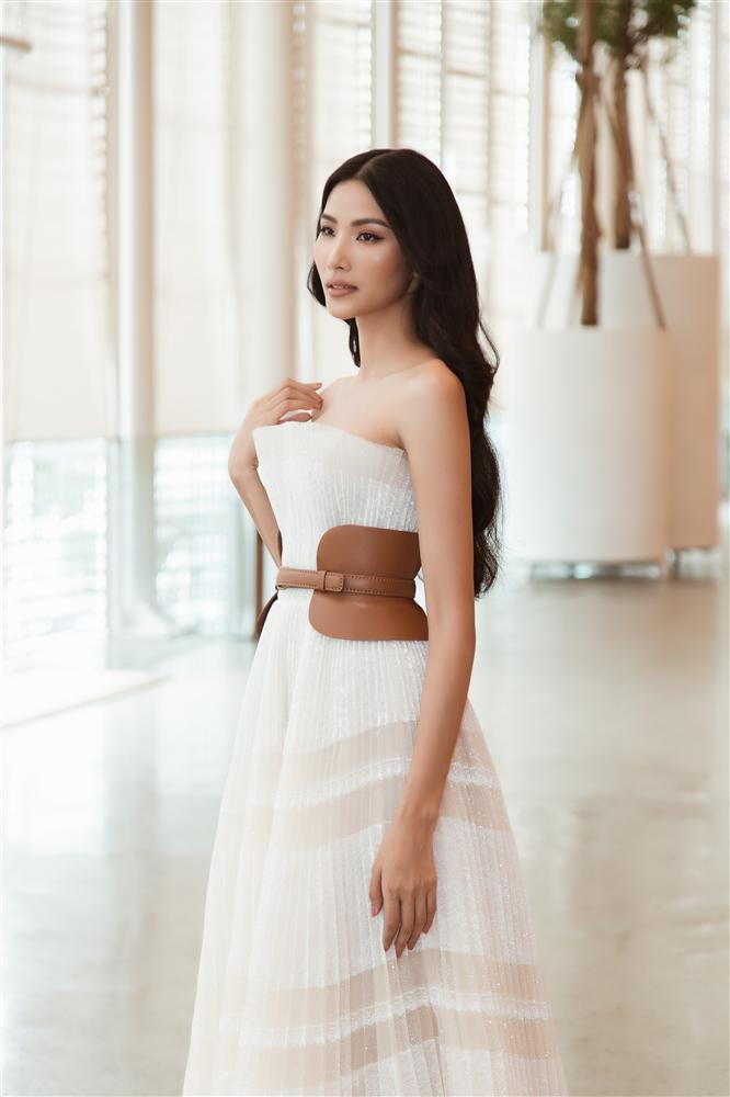 Hoàng Thùy nên để kiểu tóc nào và phải né kiểu tóc nào khi chinh chiến Miss Universe 2019?-10