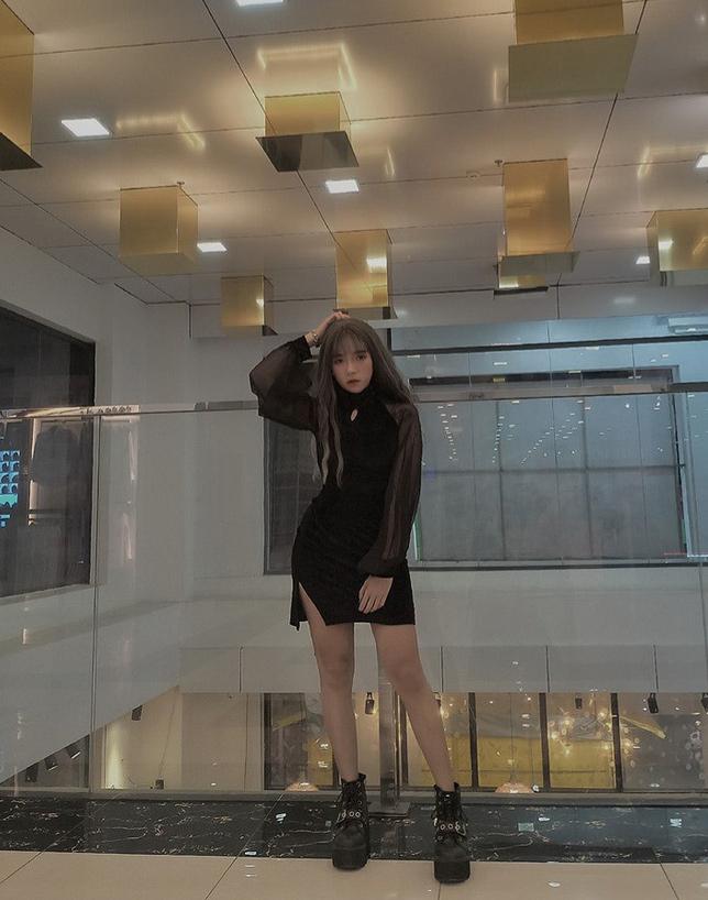 Khoe body siêu xịn trong phòng gym, thiếu nữ 17 tuổi làm hội anh em xịt máu mũi vì vòng nào ra vòng đấy-4