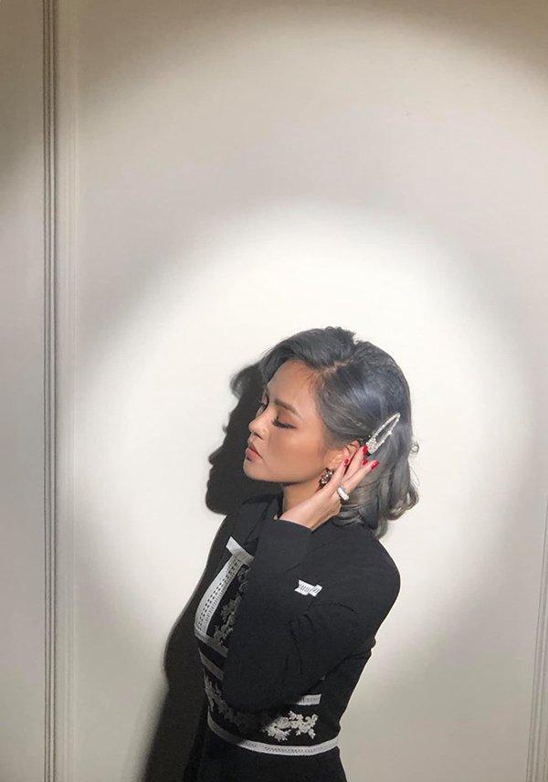 Xuất hiện với mái tóc ngắn te tua, Thu Quỳnh khiến fan bất ngờ-3