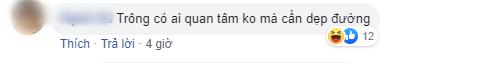Jack lại bị soi thái độ lấc cấc, làm màu khi mang nguyên dàn vệ sĩ hộ tống đi diễn quán bar-7