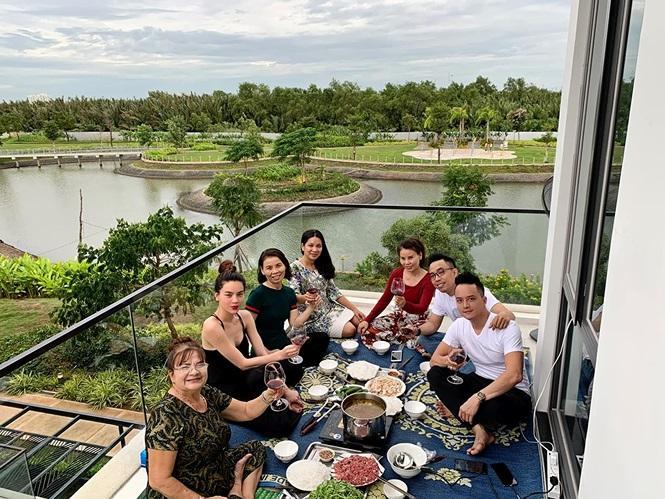 Soi phong thủy của 3 toà bạch dinh bề thế bậc nhất của sao Việt, bất ngờ phát hiện điểm đặc biệt-4