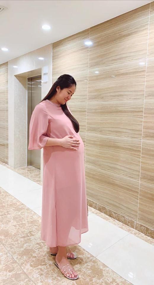 Lê Phương xúc động đến mất ngủ khi nửa đêm chồng trẻ làm điều bất ngờ-2