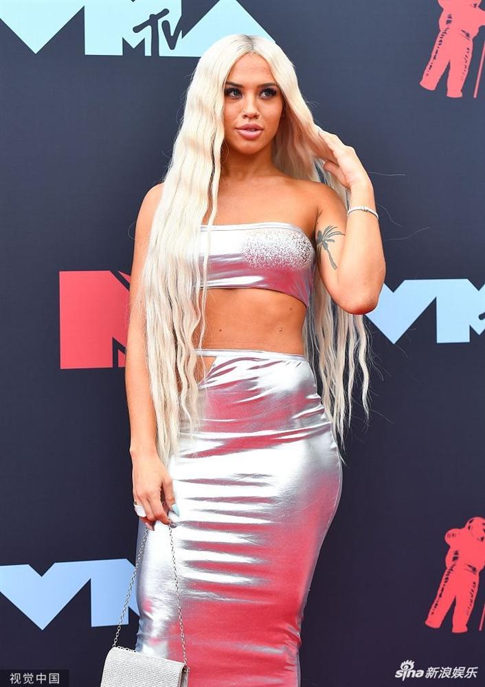 MTV VMAs 2019: Rắn chúa Taylor Swift cùng loạt sao nữ đua nhau khoe thân như đang ở bãi biển-14