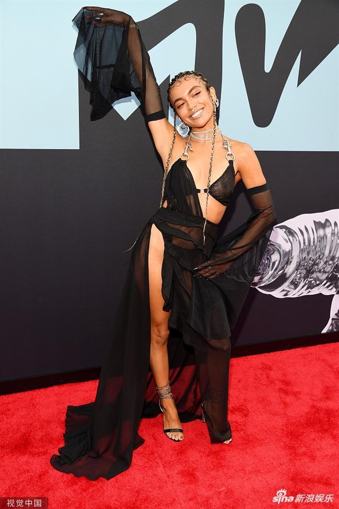 MTV VMAs 2019: Rắn chúa Taylor Swift cùng loạt sao nữ đua nhau khoe thân như đang ở bãi biển-12