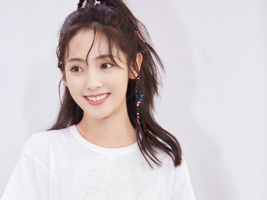 Tử vi thứ Tư ngày 28/8/2019 của 12 con giáp: Mão cẩn thận lời ăn tiếng nói, Sửu rạn nứt tình cảm yêu đương