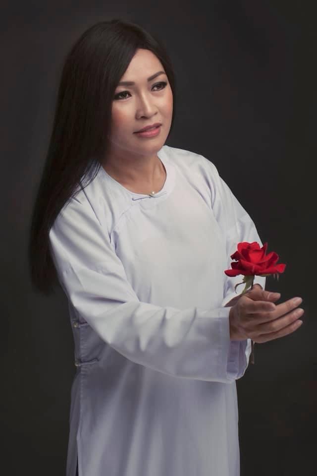 Trong ngày đoạn tang tình cũ, Phương Thanh thừa nhận: Tôi mắc nợ bà nội bé Gà nhiều hơn bố của con-5