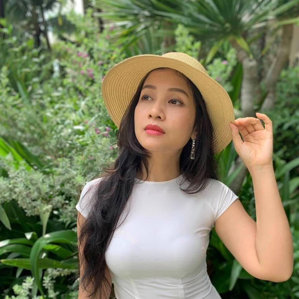 Diễn viên Phía trước là bầu trời chuộng khoe thân gợi cảm sau 18 năm-9