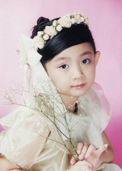 BẠN BIẾT CHƯA: Số lượng CD bán ra của con cò bé bé Xuân Mai bằng 5 sao nữ thế giới cộng lại, cao gấp đôi Taylor Swift-2