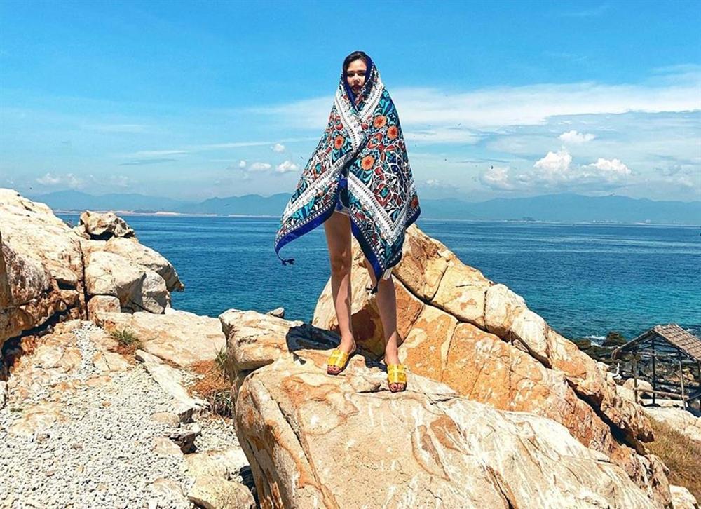 Chưa nghỉ lễ 2/9, sao Việt đã rầm rộ khoe ảnh du lịch từ Á sang Âu-7