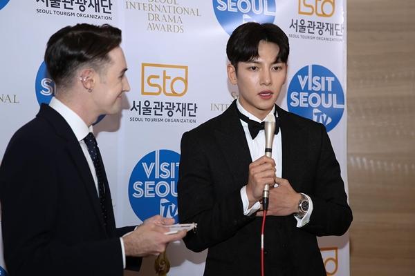 Trương Ngọc Ánh được vinh danh là Ngôi Sao Châu Á tại Seoul International Drama Awards 2019-2