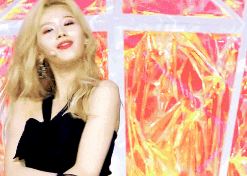 Hai nữ idol không giỏi nhất nhóm nhưng luôn nổi bật trên sân khấu-3