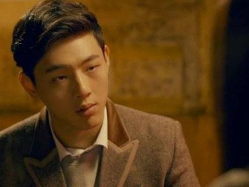 Nghe tiếng nước chảy trong nhà tắm, tôi giật mình vì làm điều kinh khủng với người yêu cũ