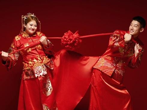 Cặp đôi đũa lệch chàng hotboy - nàng béo 100kg sau 5 tháng kết hôn giờ ra sao?