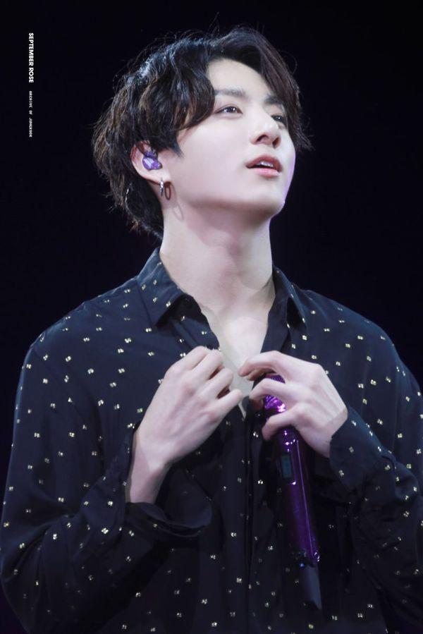 Chỉ vài giây lắc lư theo giai điệu Bad Guy, video của Jungkook (BTS) đã lập kỉ lục trên Twitter-1