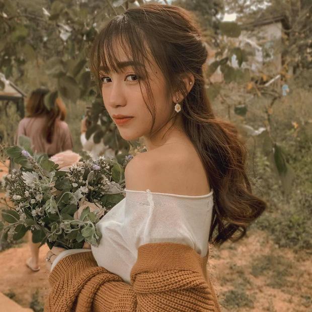 Minh Nhựa khoe ảnh hôn tình cảm lên má con gái 20 tuổi, vợ hai xinh đẹp vào bình luận khó hiểu-1