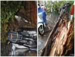 Giông lốc 'đánh úp', cây đổ la liệt giữa phố Hà Nội, một thanh niên tử vong