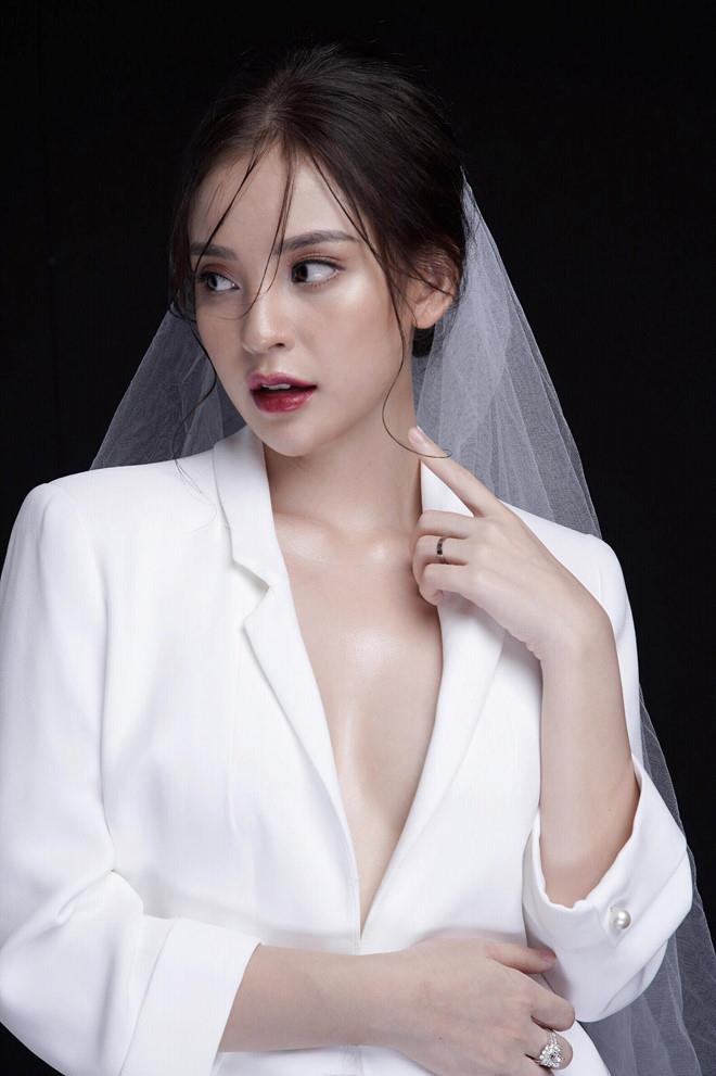 3 tuyển thủ Việt có em gái được khen nhà được cả anh lẫn em-9