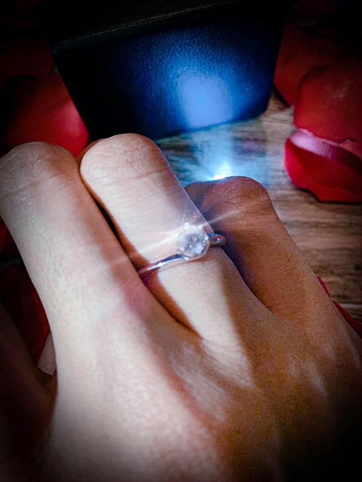 Hoa hậu Diễm Hương: Tôi vấp ngã mà vẫn chưa gục suốt chặng đường tuổi trẻ-5