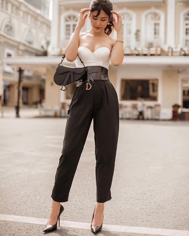 STREET STYLE ngày lễ 2/9: Ngọc Trinh phá cách với jeans rách tả tơi, Angela Phương Trinh lại kín đáo bất ngờ-3