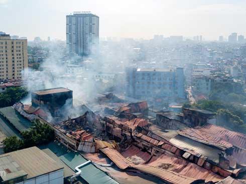 Thu hồi văn bản khuyến cáo không ăn thực phẩm quanh Công ty Rạng Đông-1