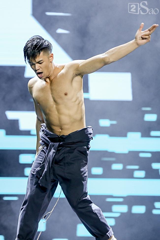 Nhìn Isaac - Trọng Hiếu khoe cơ bụng 6 múi, Ngô Kiến Huy ngậm ngùi truyền thái y-2