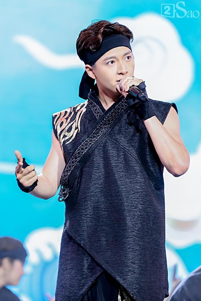 Nhìn Isaac - Trọng Hiếu khoe cơ bụng 6 múi, Ngô Kiến Huy ngậm ngùi truyền thái y-7