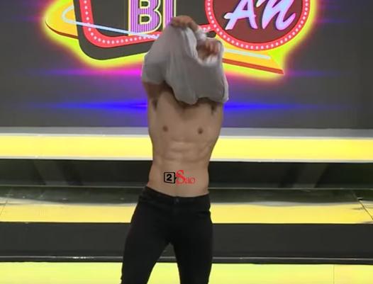 Lần đầu được chiêm ngưỡng Nam vương cởi áo khoe body, Midu thú nhận mê trai nhưng cứ thích giả nai-4