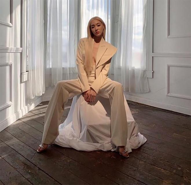 Tiffany thay đổi hình ảnh sang chảnh hơn sau khi SNSD tan rã-2