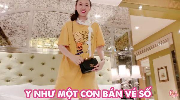 Trấn Thành so sánh Hari Won với con bán vé số khi đập hộp túi hàng hiệu chồng tặng bằng...răng-4